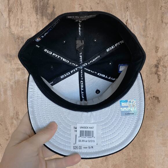 Adidas 2011 NBA All Star Game Hat Large Embroidered Logo ( 6 7/8 to 7 1/4 ) - Picture 7 of 8